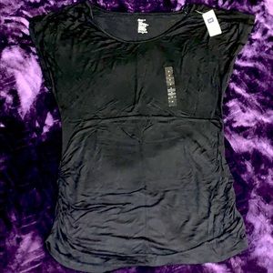 Women’s GAP black runched side tee Medium NWT